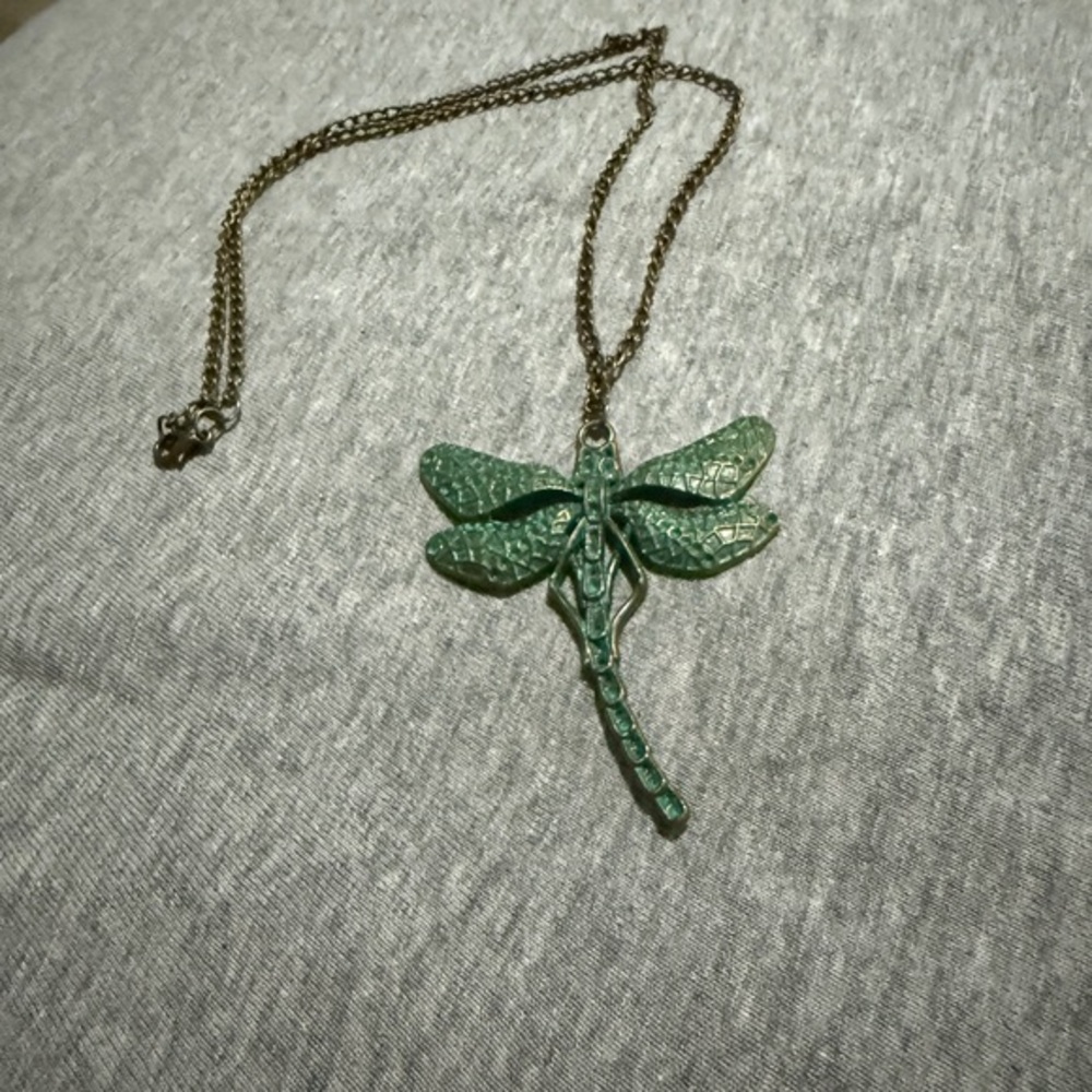 Green Dragonfly Pendant Necklace